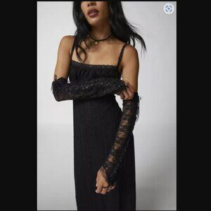 NWT Lace-Up Opera Black Gloves